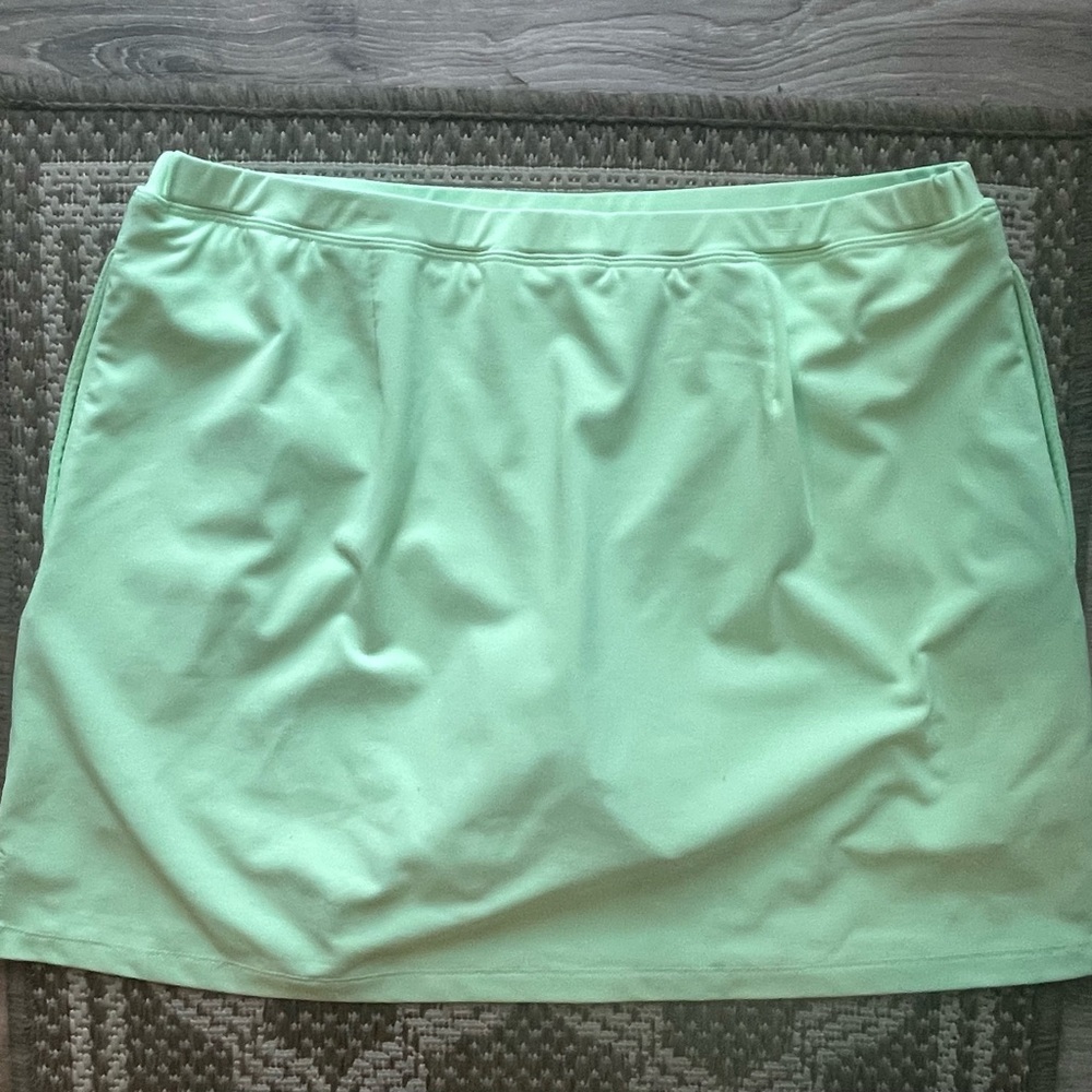 IZOD Mint Green,  Women's, golf skirt/skort